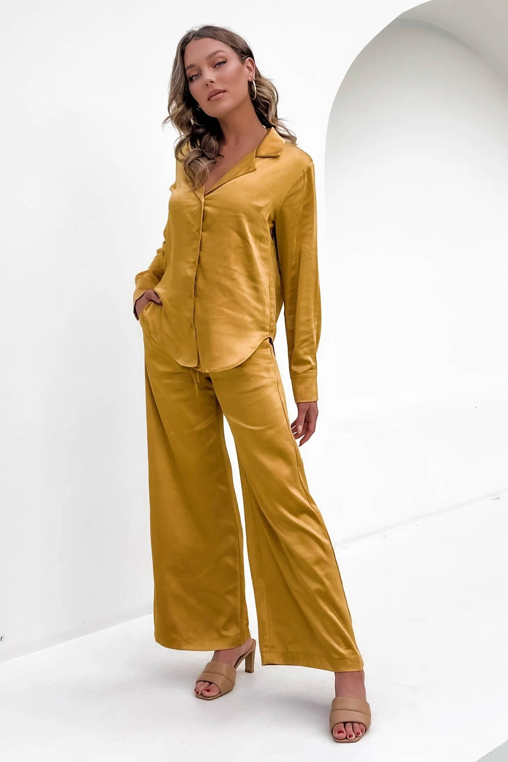 Astri Top