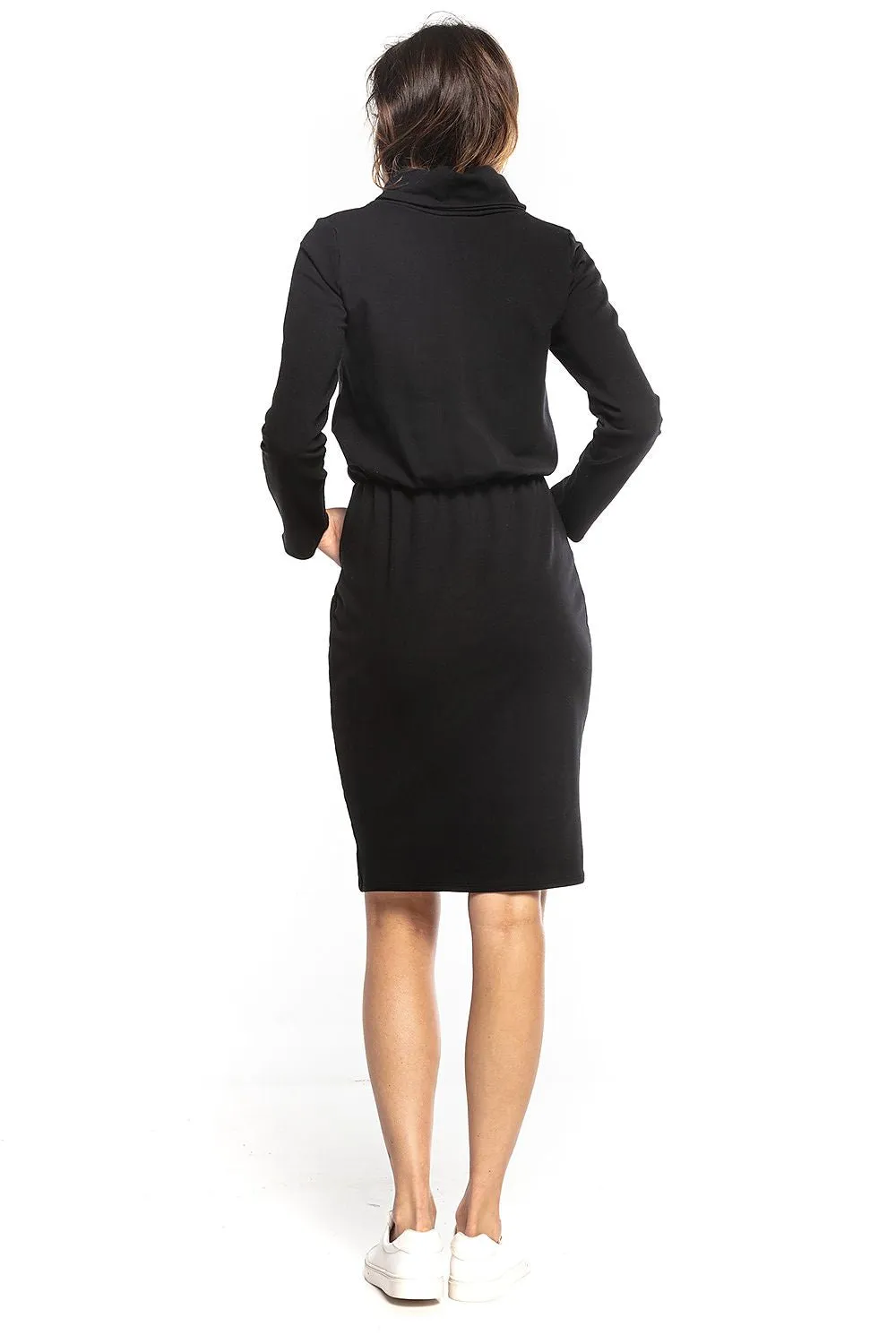 Elegant Turtleneck Midi Dress