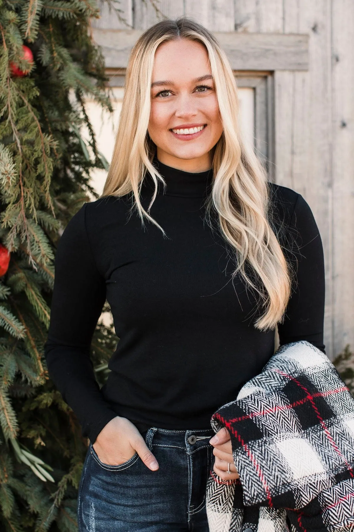 Feeling So Fine Turtleneck Top- Black