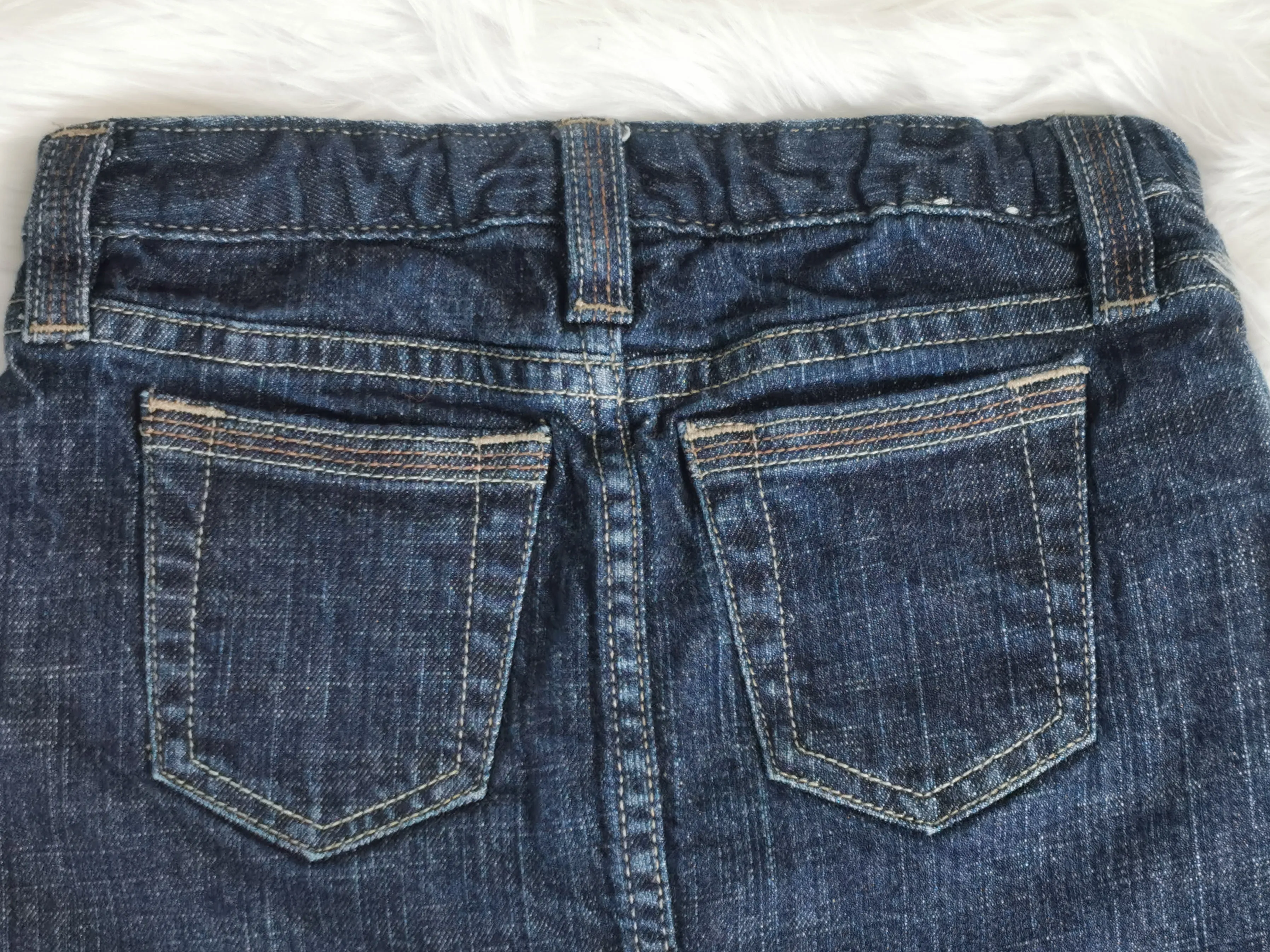 GIRL SIZE 5 YEARS - GAP Kids, Denim Jean Skirt EUC B52