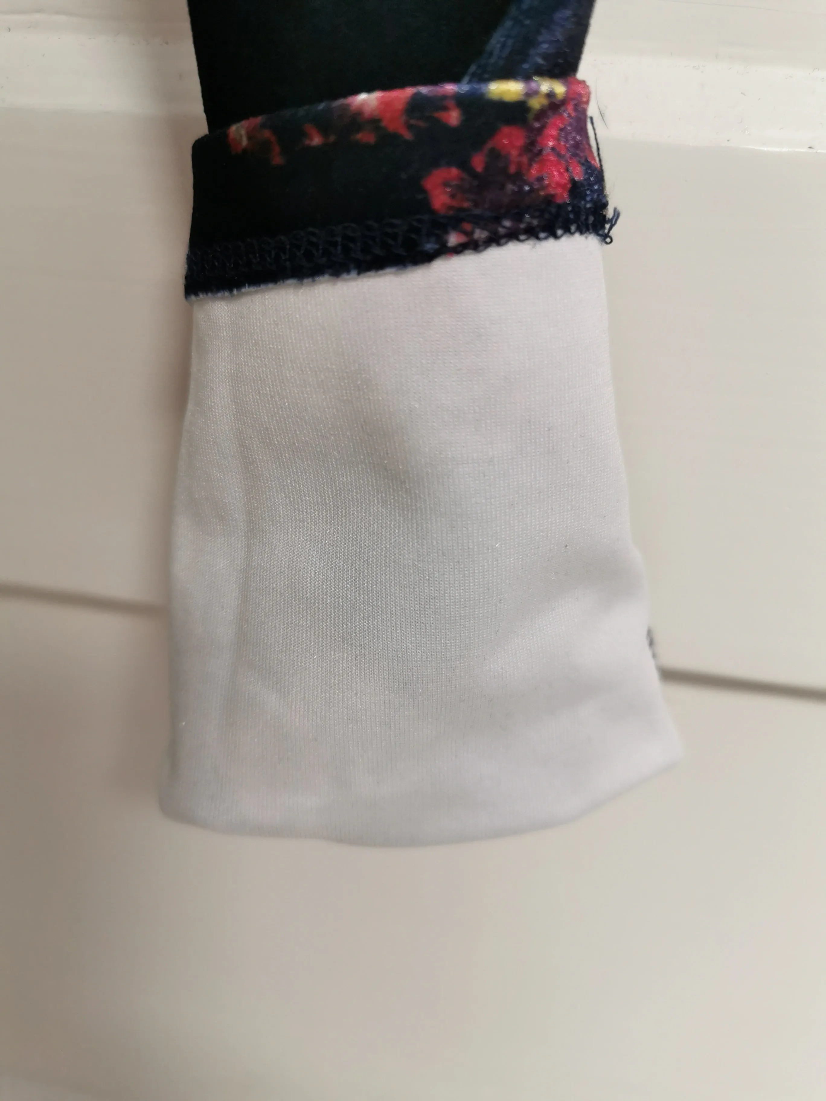 GIRL SIZE SMALL (7/8 YEARS) - DEX Kids, Floral Leggings NWT B54