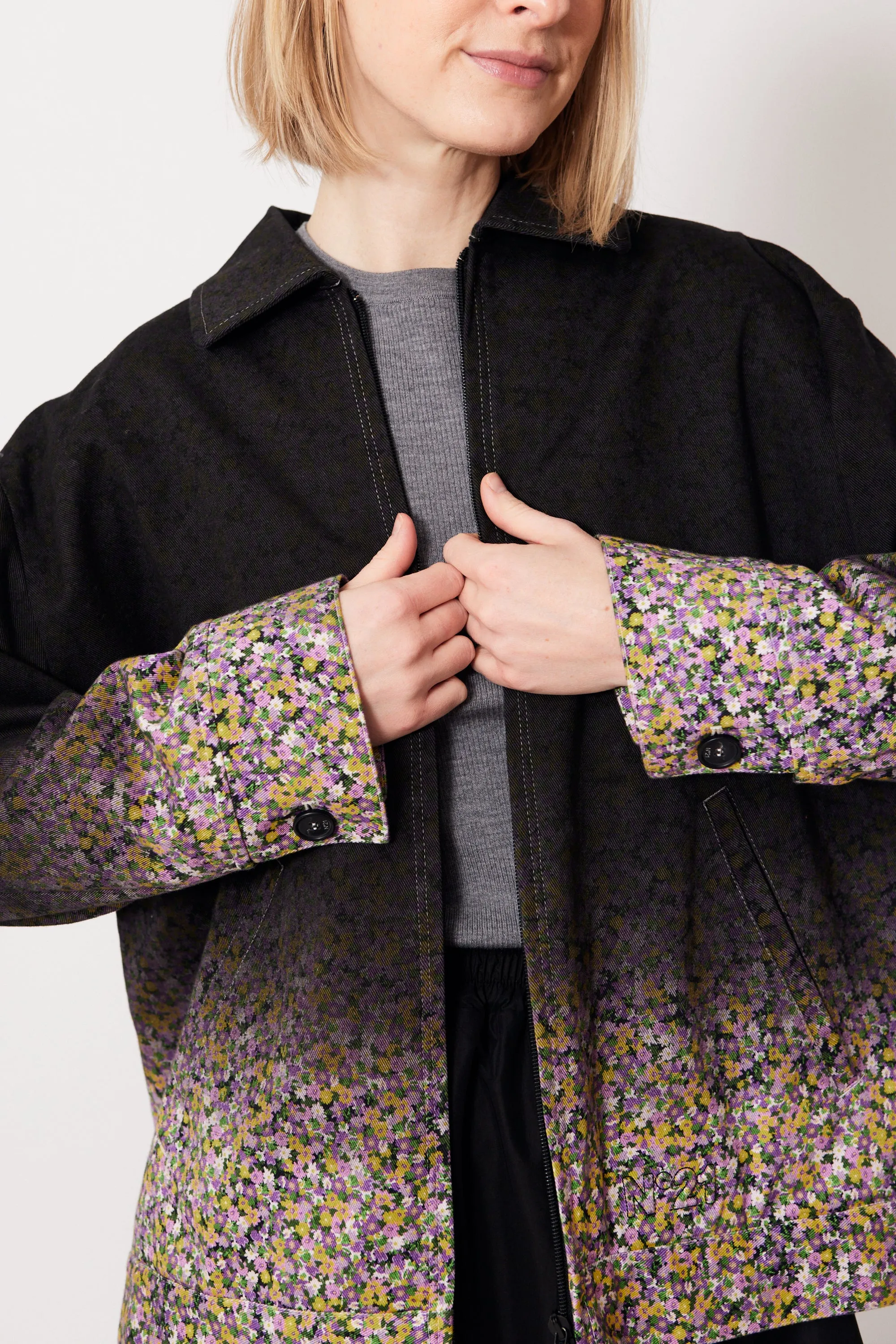 N°21 Gradient Background Print Zip Jacket
