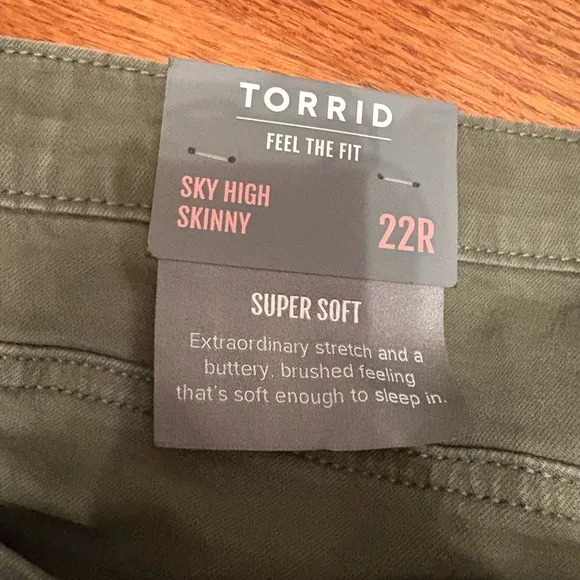 New Torrid Sky High Skinny Women's Olive Green Pants Size 22
