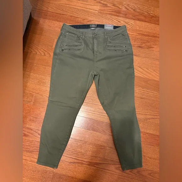 New Torrid Sky High Skinny Women's Olive Green Pants Size 22