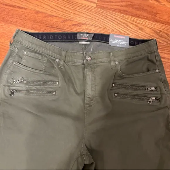 New Torrid Sky High Skinny Women's Olive Green Pants Size 22