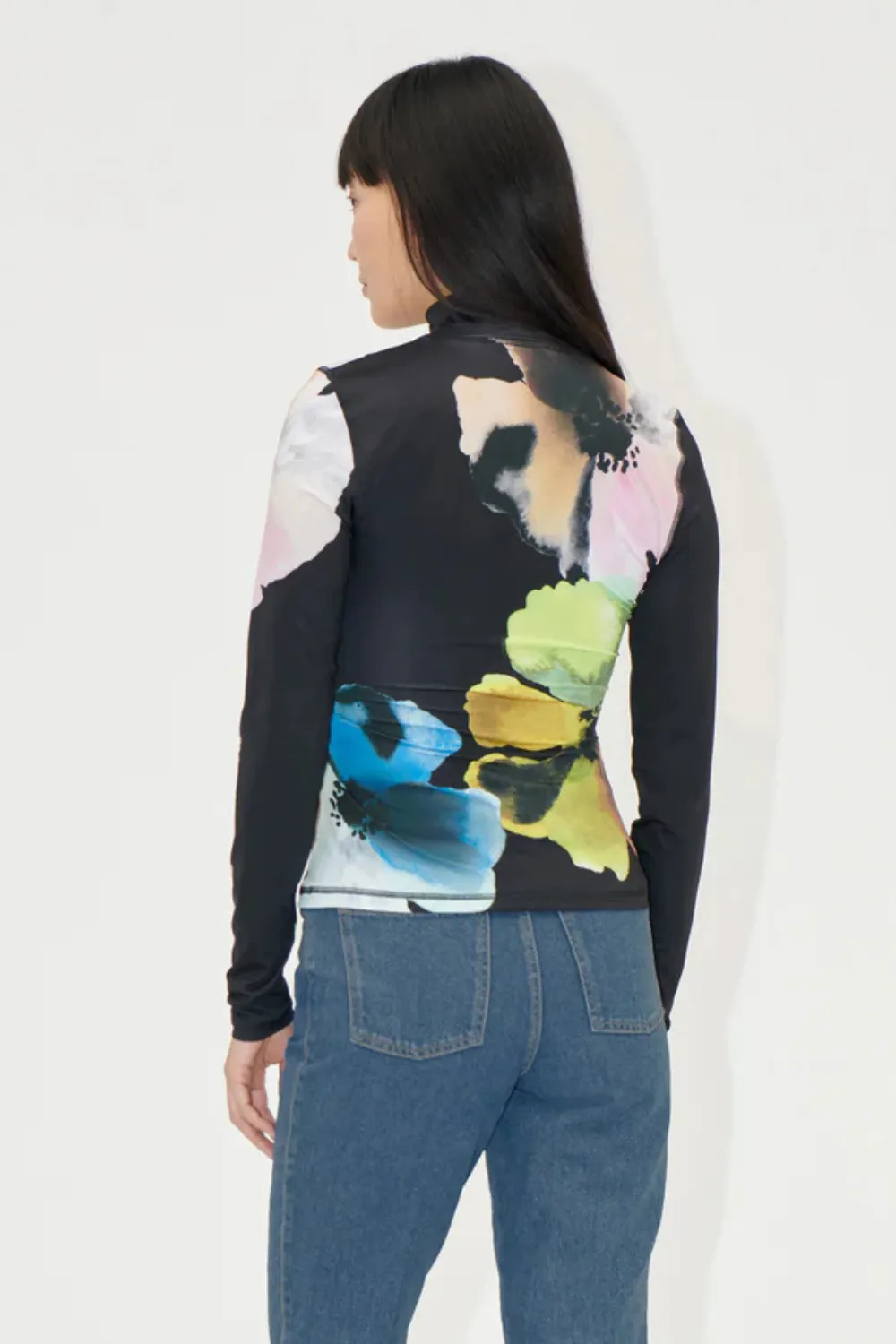 Stine Goya Elastic High Neck Collared Top