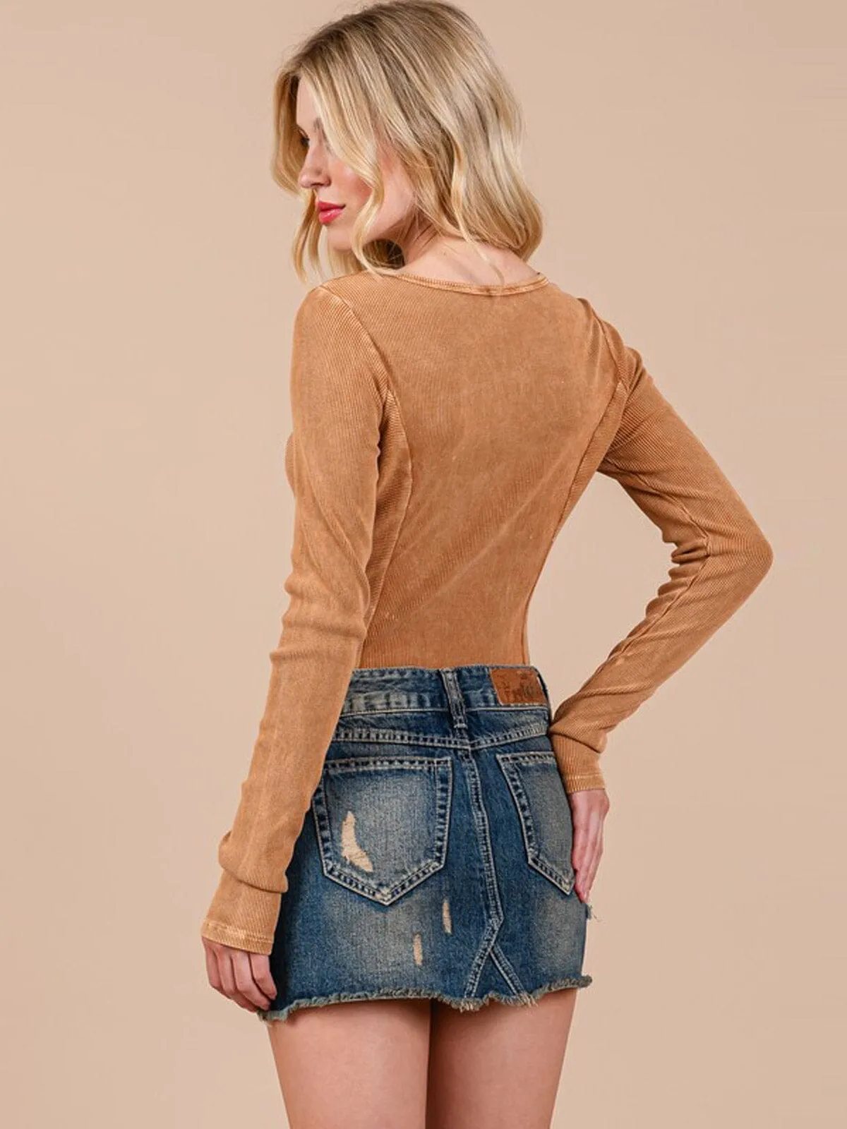 WOMEN'S LONG SLEEVE WASHED BODYSUIT